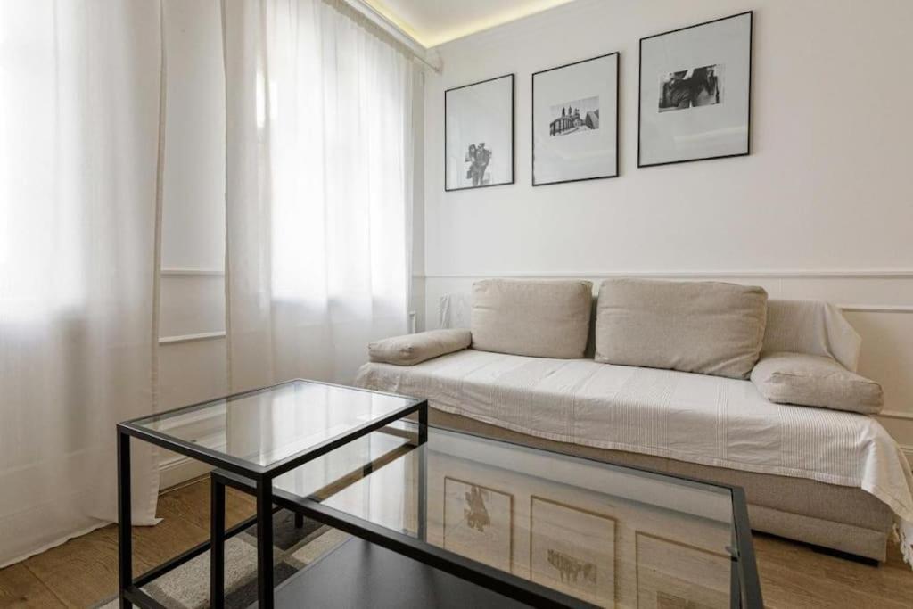 Central Wroclaw Apartment - City Center - Bright And Cozy - U11 Екстер'єр фото