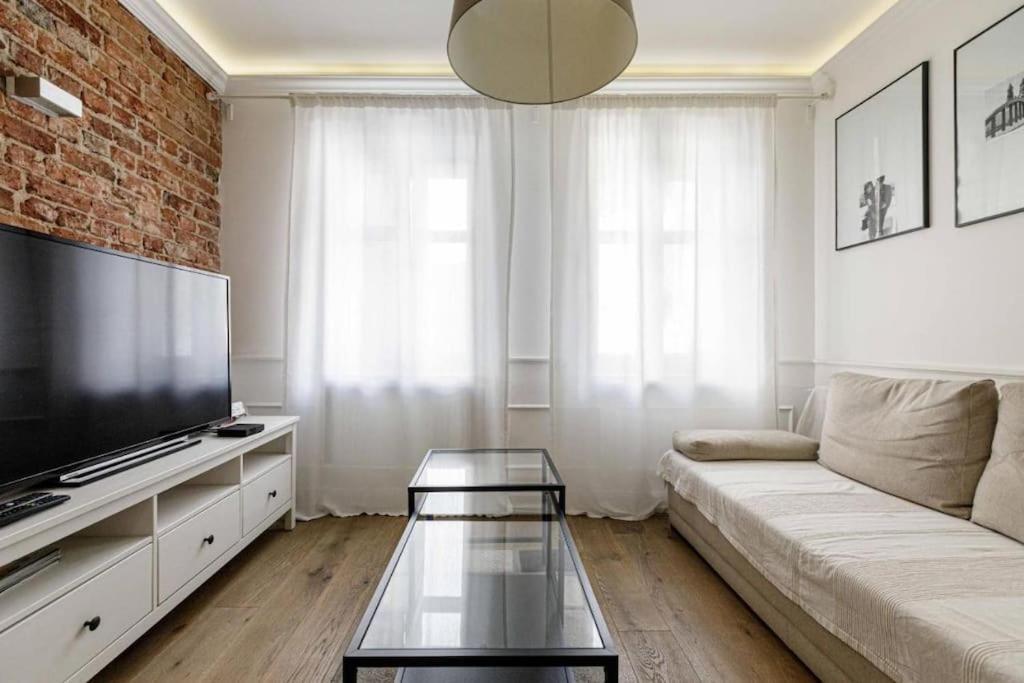 Central Wroclaw Apartment - City Center - Bright And Cozy - U11 Екстер'єр фото